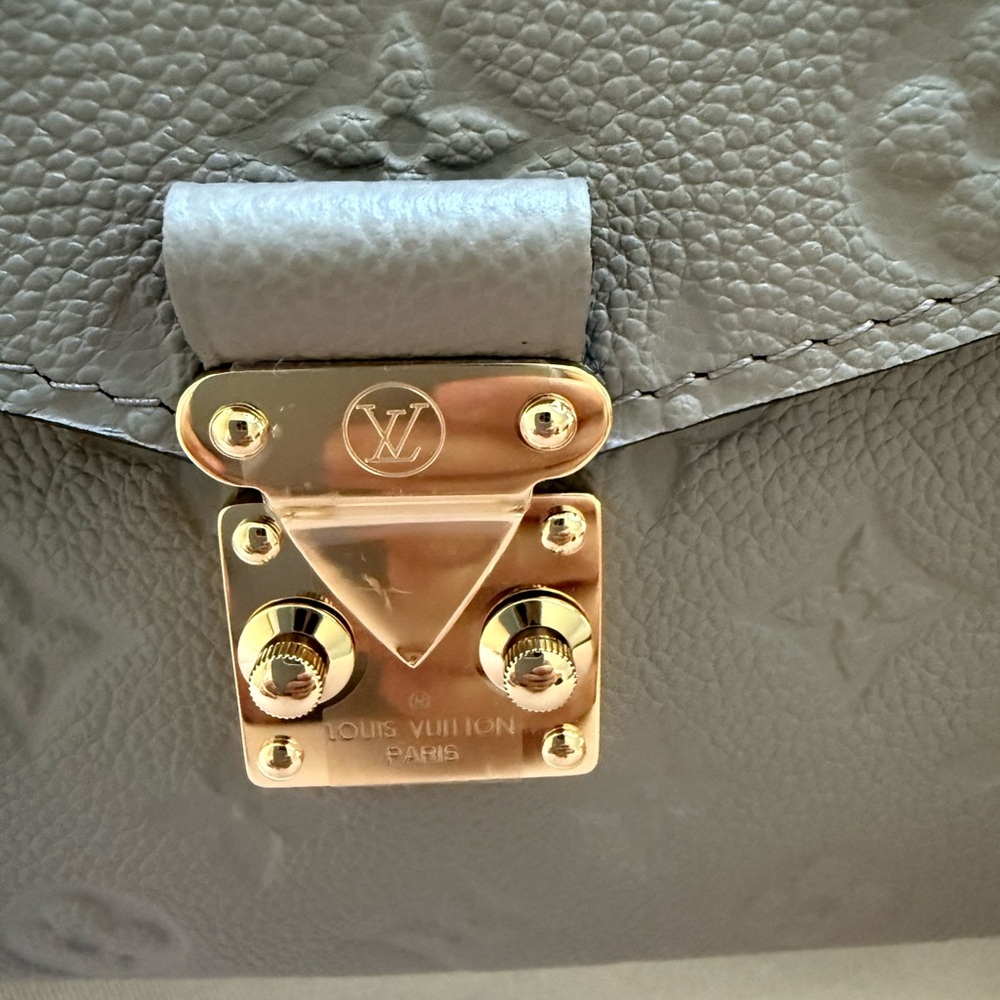 Louis Vuitton Taupe Monogram Women Bag - Picture 9 of 16